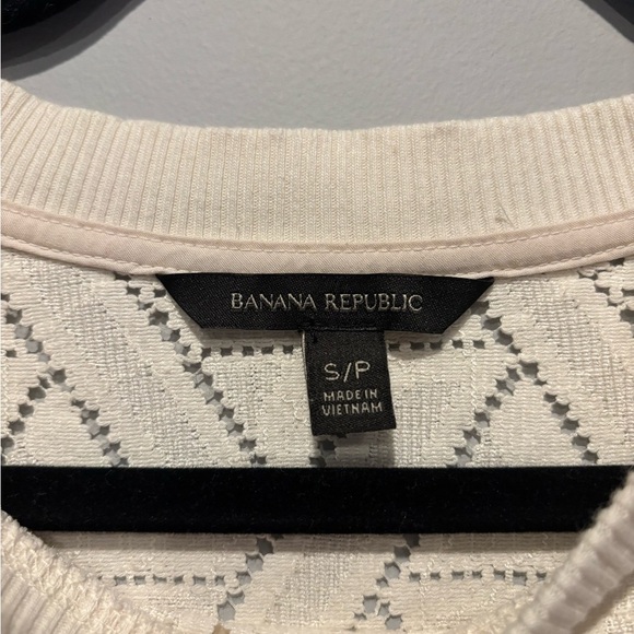 Banana Republic Sweater - Picture 3 of 5